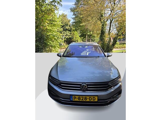Volkswagen PASSAT 1.5 TSI R-Line Business + 150pk Adaptieve Cruise | Elektrische Achterklep | Stoelverwarming
