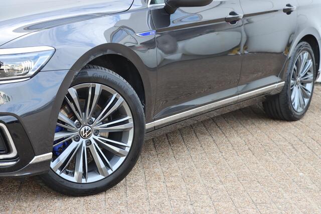 Volkswagen PASSAT Variant 1.4 TSI PHEV GTE Business | Pano | Lederen stoelen | Travel Assist | Carplay