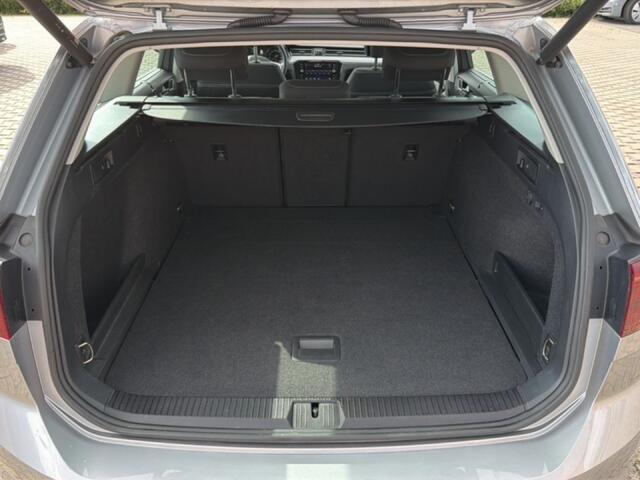 Volkswagen PASSAT 2.0 TDI BUSINESS TREKHAAK/CAMERA/ELEK-KLEP/IQ/ACC/STOEL+STUURVERW