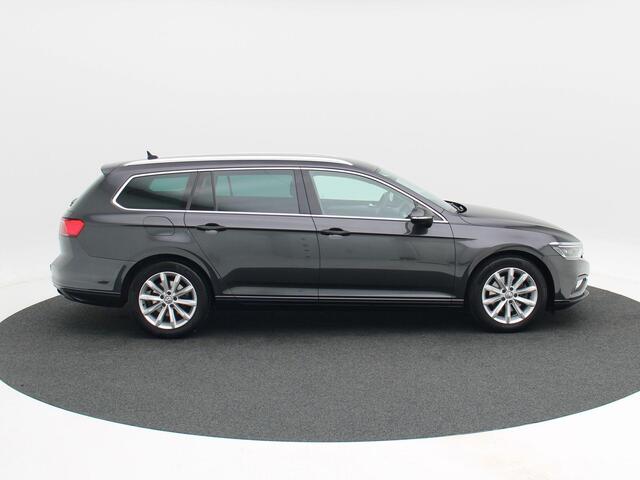 Volkswagen PASSAT Variant 1.5 TSi 150 Pk Automaat Comfort Business | Full LED | Navigatie | 17 Inch | Trekhaak | Camera | Adaptive Cruise | 121.681 Km!!