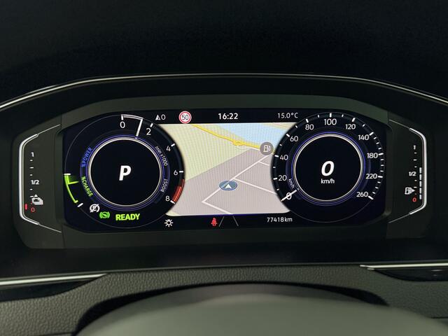 Volkswagen PASSAT Variant 1.4 TSI PHEV GTE / 360 / Winter / Trekhaak / NaviPro