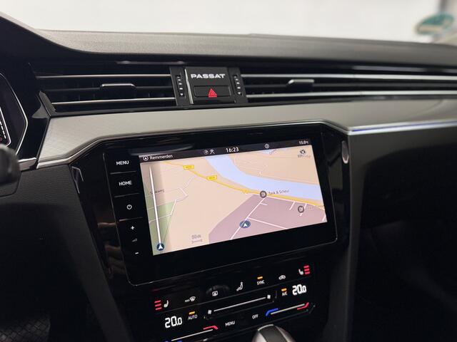 Volkswagen PASSAT Variant 1.4 TSI PHEV GTE / 360 / Winter / Trekhaak / NaviPro