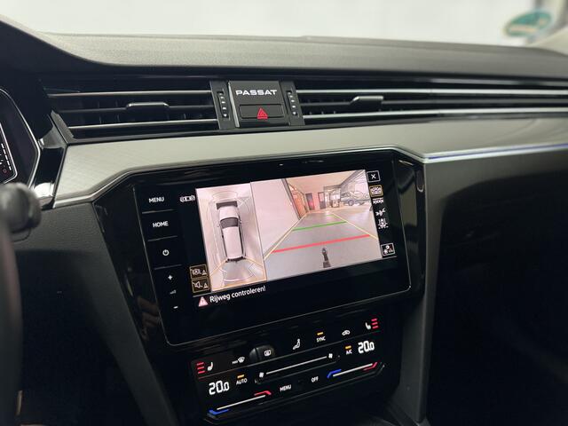 Volkswagen PASSAT Variant 1.4 TSI PHEV GTE / 360 / Winter / Trekhaak / NaviPro