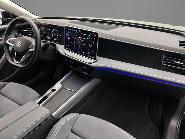 Volkswagen PASSAT Variant Business 1.5 eTSI 150pk DSG Automaat Trekhaak, Adaptive cruise control, Navigatie, Achteruitrijcamera, LED koplampen, Stoelverwarming