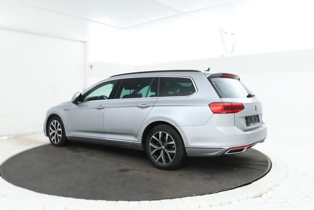 Volkswagen PASSAT Variant 1.4 TSI PHEV GTE Business Panorama, Digital Dash,