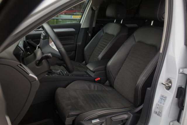 Volkswagen PASSAT Variant 1.4 TSI PHEV GTE Business , SoH 94%, Adaptive cruise, Trekhaak, Carplay, Camera,