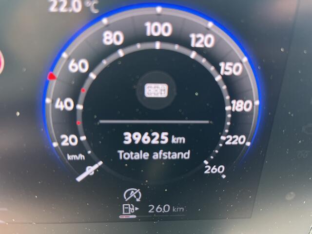 Volkswagen PASSAT Variant 1.5 eTSI Elegance Business / AUTOMAAT/ ACC/ DODEHOEK/ PARK.SENSOREN V+A/ CAMERA/ STUUR+STOELVERWARM./ MASSAGE/ APP-CONNECT/ ELEK.ACHTERKLEP/ KEYLESS/ DIGITAL DASH/ NAVI/ DAB/ CLIMA/ LED/ 17'' LMV