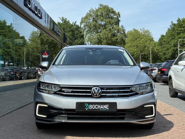 Volkswagen PASSAT Variant 1.4 TSI PHEV GTE Business | Trekhaak | Carplay | Navigatie | Achteruitrijcamera