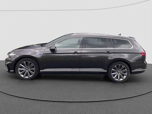 Volkswagen PASSAT Variant 1.4 TSI PHEV GTE Business Pano/schuif | Stoelverw. | Adap.