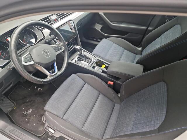 Volkswagen PASSAT Variant GTE 1.4 TSI eHybrid 218pk PHEV Business / Trekhaak / Travel Assist / Camera