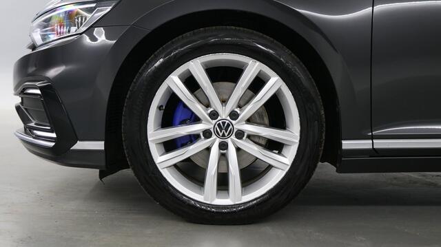 Volkswagen PASSAT Variant GTE 1.4 TSI eHybrid 218pk DSG PHEV Business | Trekhaak | Panorama | Navigatie | Stoelverw.