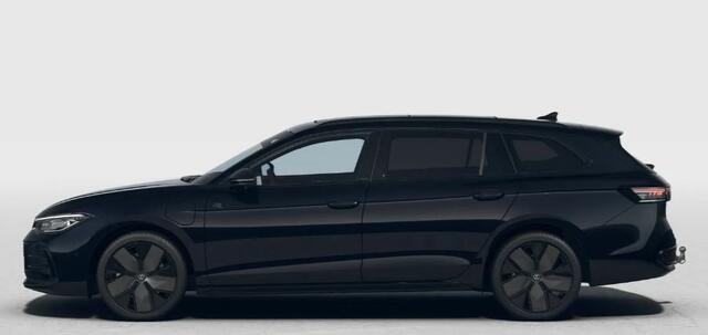 Volkswagen PASSAT Variant 1.5 eHybrid 272PK DSG R-Line Business / Resterende Fabrieksgarantie tot 30-06 2029 / Black Style / Trekhaak / Panoramadak / 19'' LMV / VW