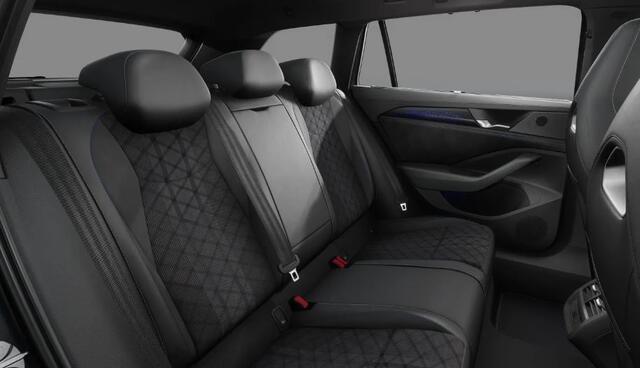 Volkswagen PASSAT Variant 1.5 eHybrid 272PK DSG R-Line Business / Resterende Fabrieksgarantie tot 30-06 2029 / Black Style / Trekhaak / Panoramadak / 19'' LMV / VW