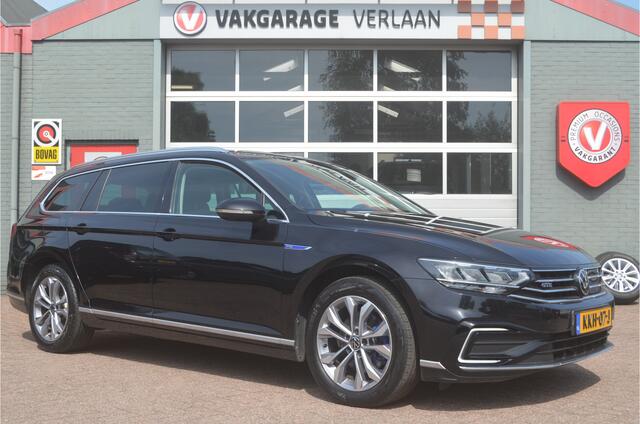 Volkswagen PASSAT Variant 1.4 TSI PHEV GTE Business 12 mnd. gar. trekhaak / HUD / 360 camera