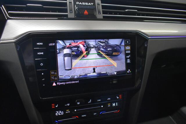 Volkswagen PASSAT GTE Virtual Discpro Navi Vol leder EL Trekhaak Business