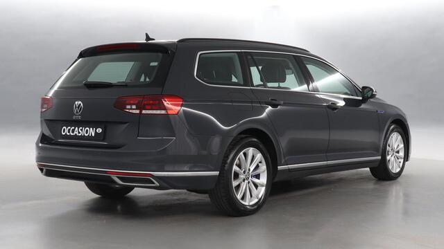 Volkswagen PASSAT Variant 1.4 TSI 204pk PHEV GTE Business DSG / Navigatie / Stoelverwarming / Camera