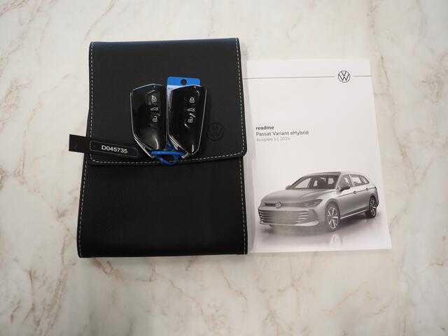 Volkswagen PASSAT Variant 1.5 eHybrid R-Line | Vol Leder | Panoramadak | Stoelventilatie | Harman/Kardon | HUD | Massage | Trekhaak