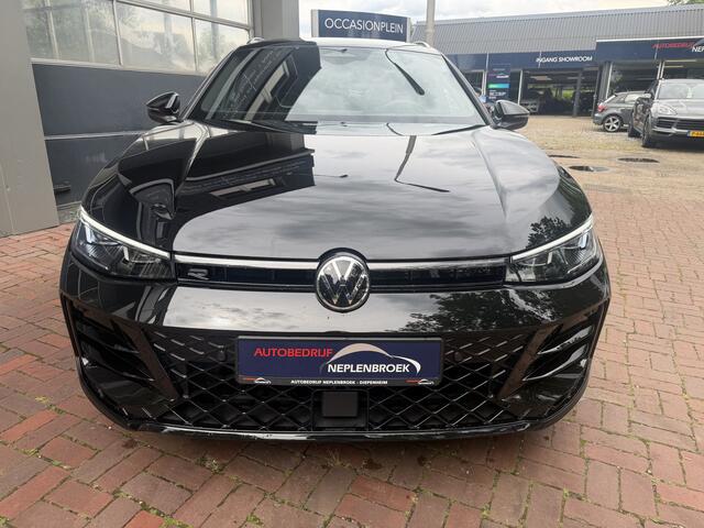 Volkswagen PASSAT Variant 1.5 eHybrid R-Line Edition | SoH 100% | 272pk | Pano | IQ.Light | ACC | Ergo active + massage