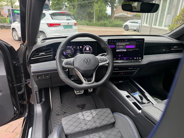 Volkswagen PASSAT Variant 1.5 eHybrid R-Line Edition | SoH 100% | 272pk | Pano | IQ.Light | ACC | Ergo active + massage