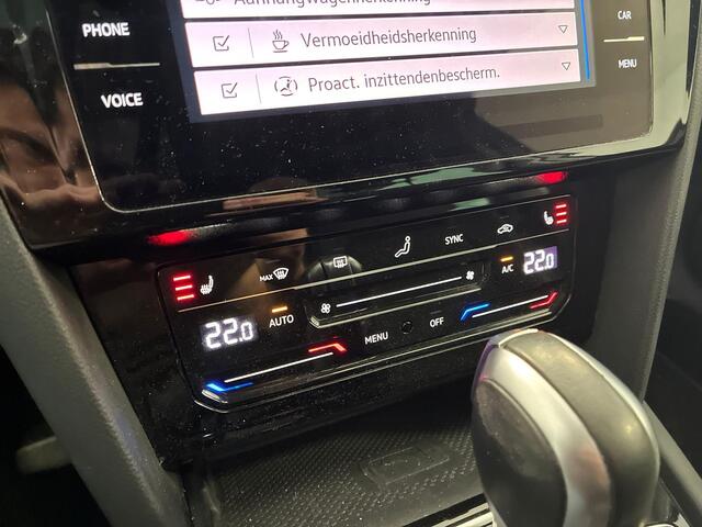 Volkswagen PASSAT 1.4 TSI 218pk DSG PHEV GTE Business · Camera · Inklap. Trekhaak · Matrix LED · Stoelverwarming · Dodehoeksensor · Elek. Achterklep ·