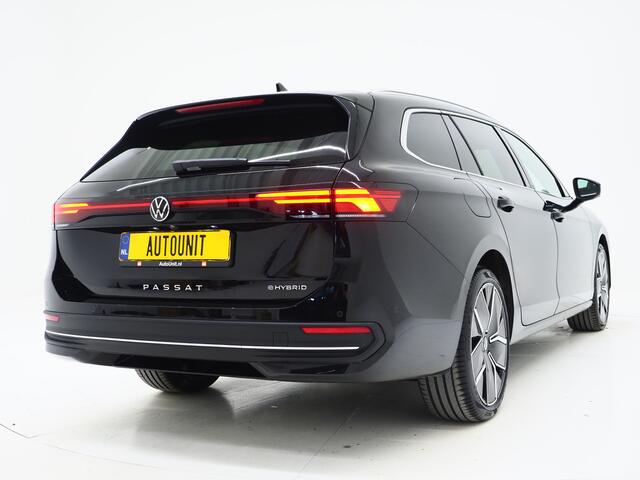 Volkswagen PASSAT Variant 1.5 eHybrid 204PK | Leder/Alcantara | Massage | Stoelkoeling | Trekhaak | HUD | 360 | Keyless