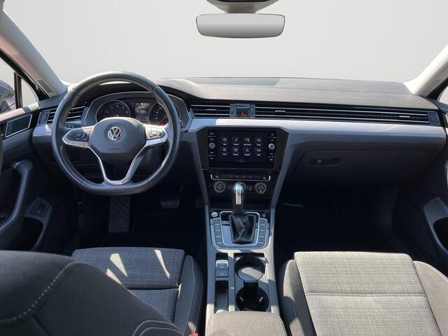Volkswagen PASSAT Variant 1.5 TSI Comfort Business | 150Pk | Automaat | Navi | Clima | Trekhaak |
