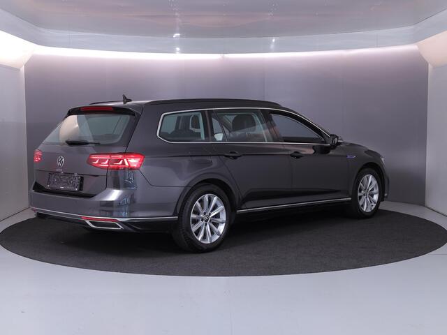 Volkswagen PASSAT Variant 1.4 TSI PHEV GTE Business 218 pk Automaat (DSG) | Navigatie | Trekhaak (wegklapbaar) | Parkeersensoren | Achteruitrijcamera | Autom. airco (3 zones) |