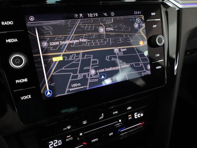 Volkswagen PASSAT Variant 1.4 TSI PHEV GTE Business 218 pk Automaat (DSG) | Navigatie | Trekhaak (wegklapbaar) | Parkeersensoren | Achteruitrijcamera | Autom. airco (3 zones) |