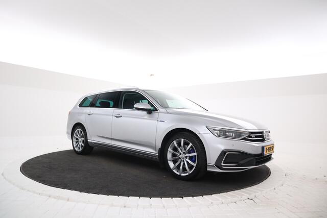 Volkswagen PASSAT Variant 1.4 TSI PHEV GTE Business Nieuw model, Panorama, Apple carplay,