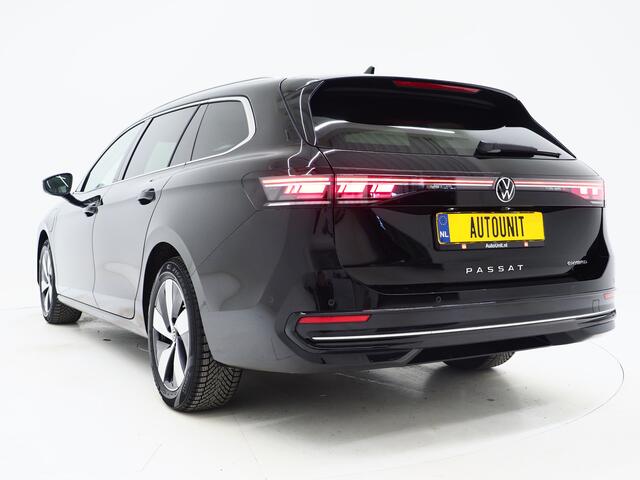 Volkswagen PASSAT Variant 1.5 eHybrid Elegance | 5 Jaar Garantie | Panoramadak | Leder | Trekhaak | Harman/Kardon | HUD | 360 | Sfeerlicht | Keyless