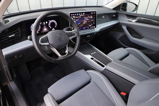 Volkswagen PASSAT Variant 1.5 eTSI Business | 150PK | Massage | Keyless-go | ACC | Stoelen/Stuur Verwarmd | Sfeerverlichting | Camera | Clima | 2024.