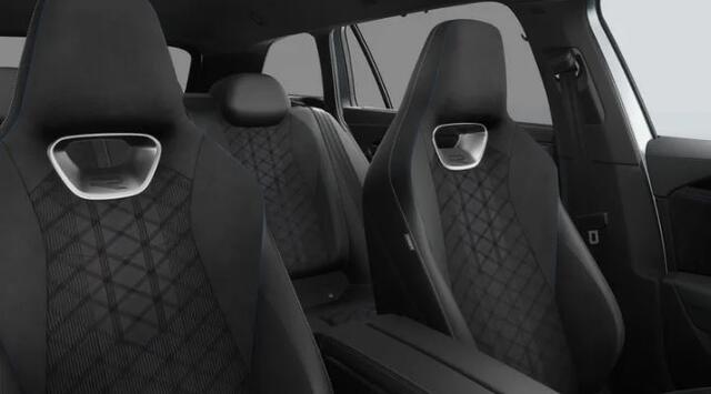 Volkswagen PASSAT Variant 1.5 eTSI R-Line Edition / Navi / APP Connect/ R-line
