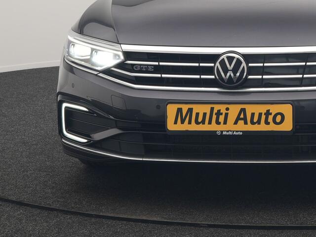 Volkswagen PASSAT 1.4 TSI GTE Business PHEV 218pk Dealer O.H. | Trekhaak Af Fabriek | Panodak | Adaptive Cruise | Camera | IQ Light | Alcantara Sportstoelen Massage & Verwarmd | Stuur Verwarmd | Keyless | Blis | Sfeerverlichting | Apple Carplay | DAB | Plug In Hybrid |