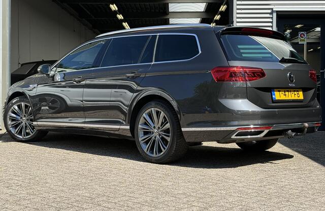 Volkswagen PASSAT Variant 1.4 TSI PHEV GTE Business l Pano l Adaptive Cruise l Trekhaak l Camera l Sfeer