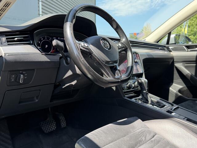 Volkswagen PASSAT Variant BWJ 2017 | 1.8TSI 180PK BNS Edition R AUTOMAAT | AGR | DYN AUDIO | VIRT. COCKPIT | LEDER/ALCANTARA | CAMERA A | NAVI | CLIMA | STOELVERW |