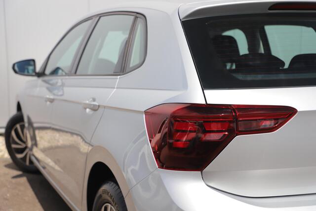Volkswagen POLO 1.0 TSI Life 95PK NAP NW MODEL! Virtual Cockpit 15 inch LMV Radio Carplay Android Bluetooth Navigatie Achteruitrijcamera Adaptive Cruise LED