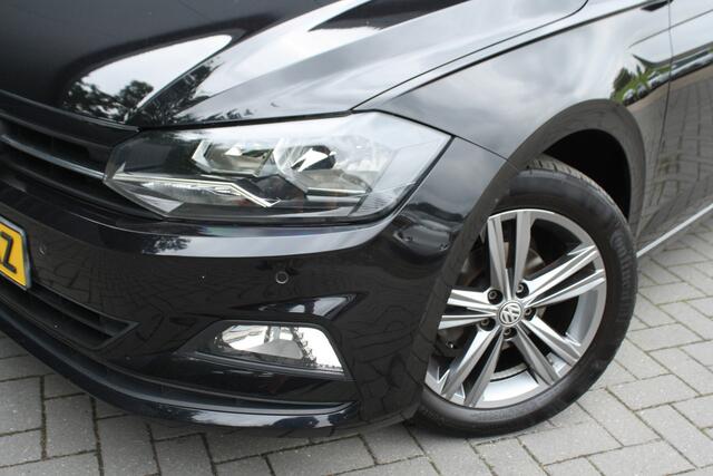 Volkswagen POLO 1.0 TSI Comfortline AUTOMAAT - NAVIGATIE - APPLE CARPLAY
