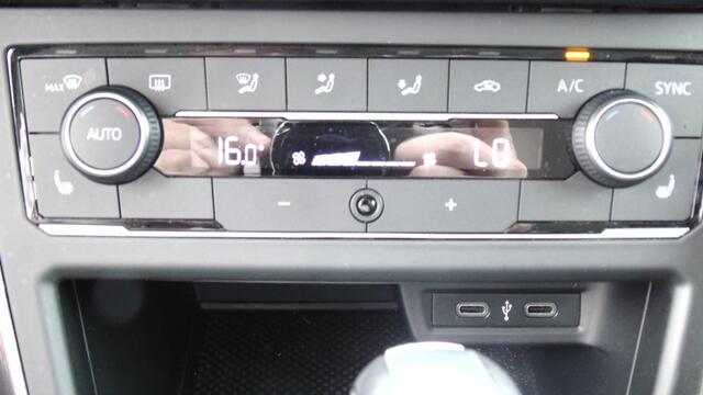 Volkswagen POLO 1.5 TSI Highl.BnsR