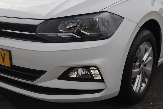 Volkswagen POLO 1.0 TSI Comfortline 95PK NAP 15 inch LMV Navigatie Carplay Android Adaptive Cruise Airco LED