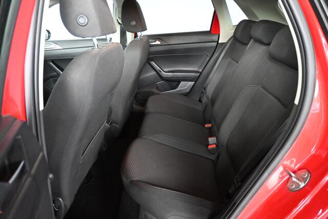 Volkswagen POLO 1.0 TSI R-Line Edition Airco Navigatie LED Dealer Onderhouden! Inruil Mogelijk!