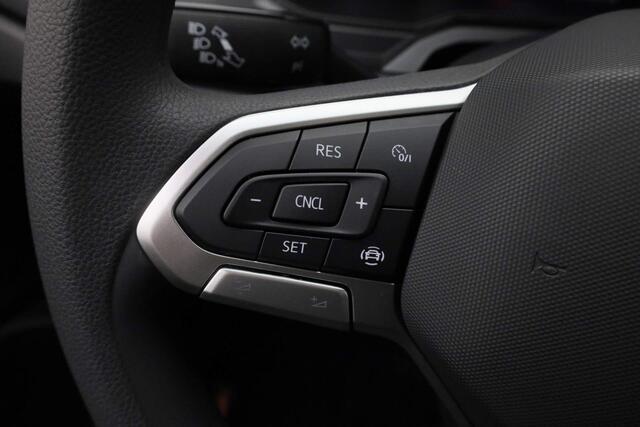 Volkswagen POLO 1.0 TSI 95PK - Origineel NL | Parkeersensoren voor/achter | Cruise | Digital Cockpit