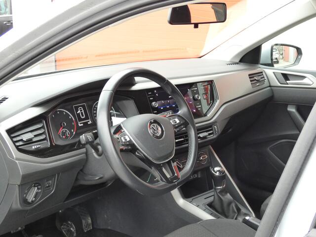 Volkswagen POLO 1.0 TSI Comfortline Business/ lage km/ zeer mooi!