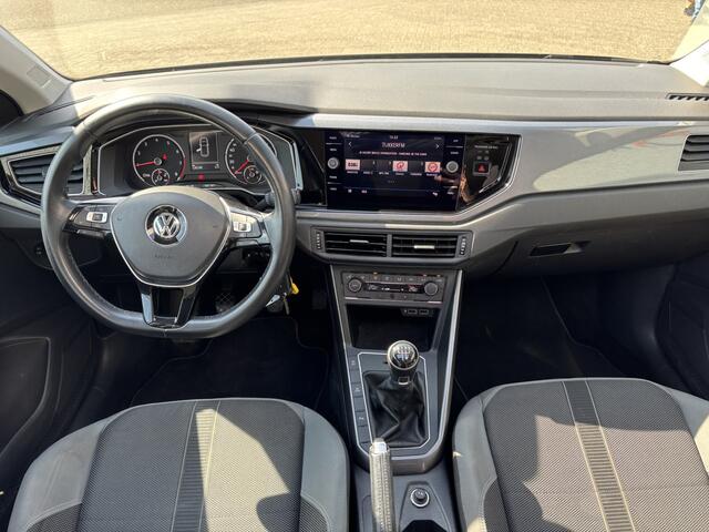 Volkswagen POLO 1.0 TSI Highline / Schuifkanteldak / Camera / Cruise Control Adaptief / Applecarplay/AndroidAuto /