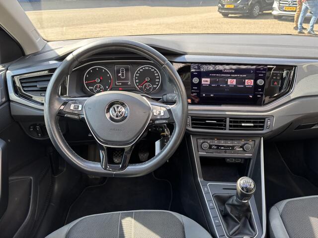 Volkswagen POLO 1.0 TSI Highline / Schuifkanteldak / Camera / Cruise Control Adaptief / Applecarplay/AndroidAuto /