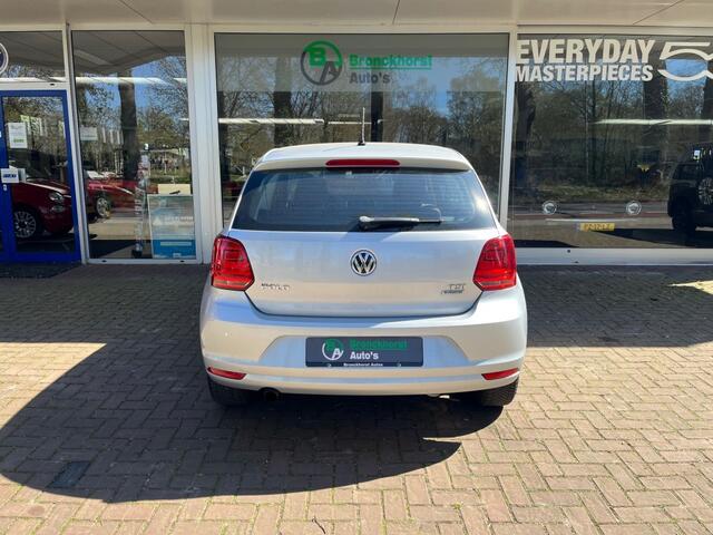 Volkswagen POLO 1.2 Tsi COMF Bleumotion