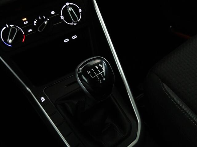 Volkswagen POLO Life Edition 1.0 TSI 95pk | Navigatie | Adaptieve Cruise Control | Achteruitrijcamera |