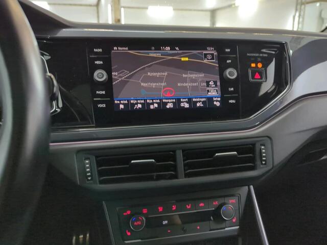 Volkswagen POLO 1.0 TSI 95pk DSG Highline Business R R-Line Panoramadak Camera Winterpakket Navigatie LED Koplampen