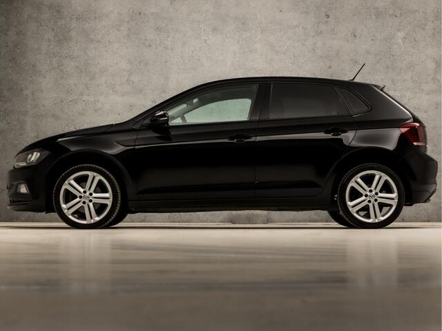 Volkswagen POLO 1.0 TSI Sportline Automaat (APPLE CARPLAY, GROOT NAVI, CLIMATE, CAMERA, SPORTSTOELEN, ADAPTIVE CRUISE, LM VELGEN, DAB+, NIEUWSTAAT)