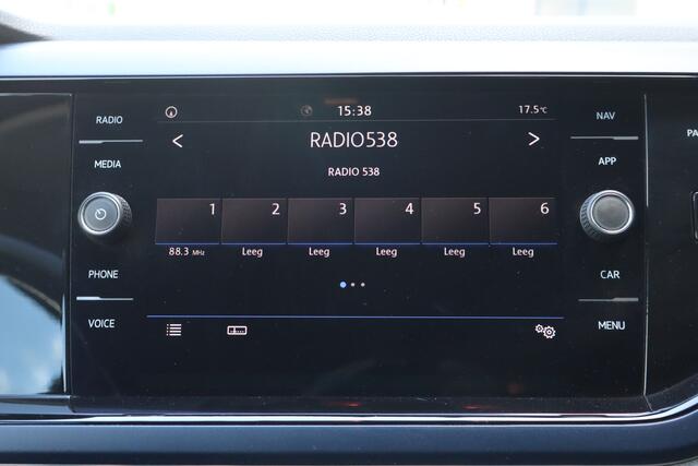 Volkswagen POLO 1.0 TSI Highline Stoelverw I Parkeersensoren V+A I Apple
