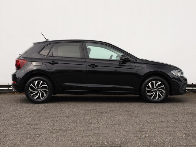 Volkswagen POLO 1.0 TSI Life Business 95 pk | Navigatie | Stoelverwarming | Climate control | Cruise control | Parkeersensoren